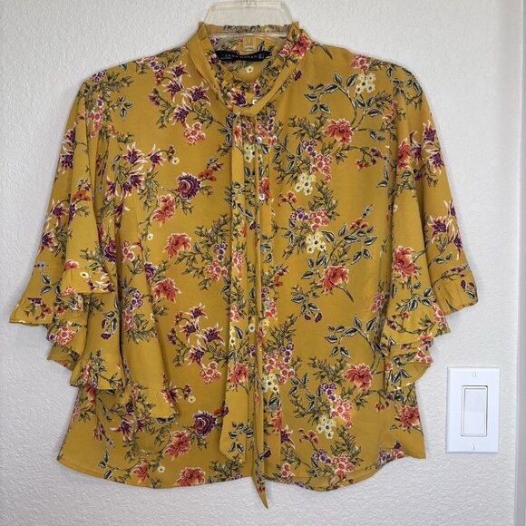 Zara Tops - Zara, Women’s Yellow floral Flutter sleeve cropped blouse with Neck Tie Small